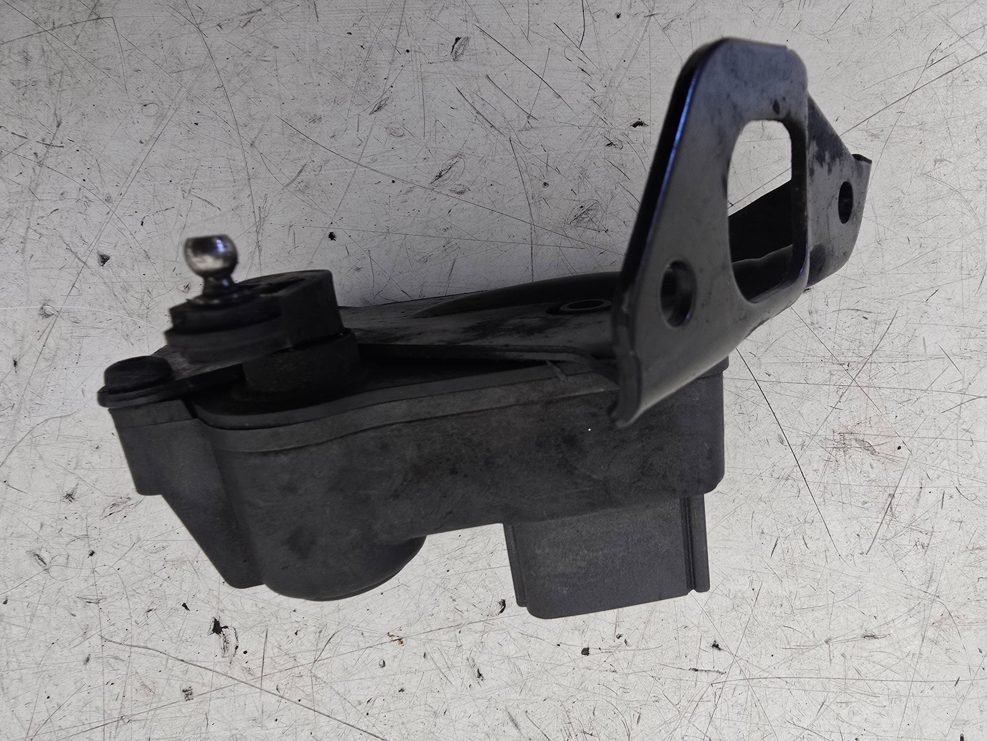 2006-2010 Volvo XC90 D5 Swirl Flap Actuator 30757452