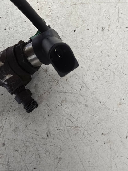 2011 Volvo C30 S40 V50 1.6 D2 Fuel Injector 36001726 9802448680