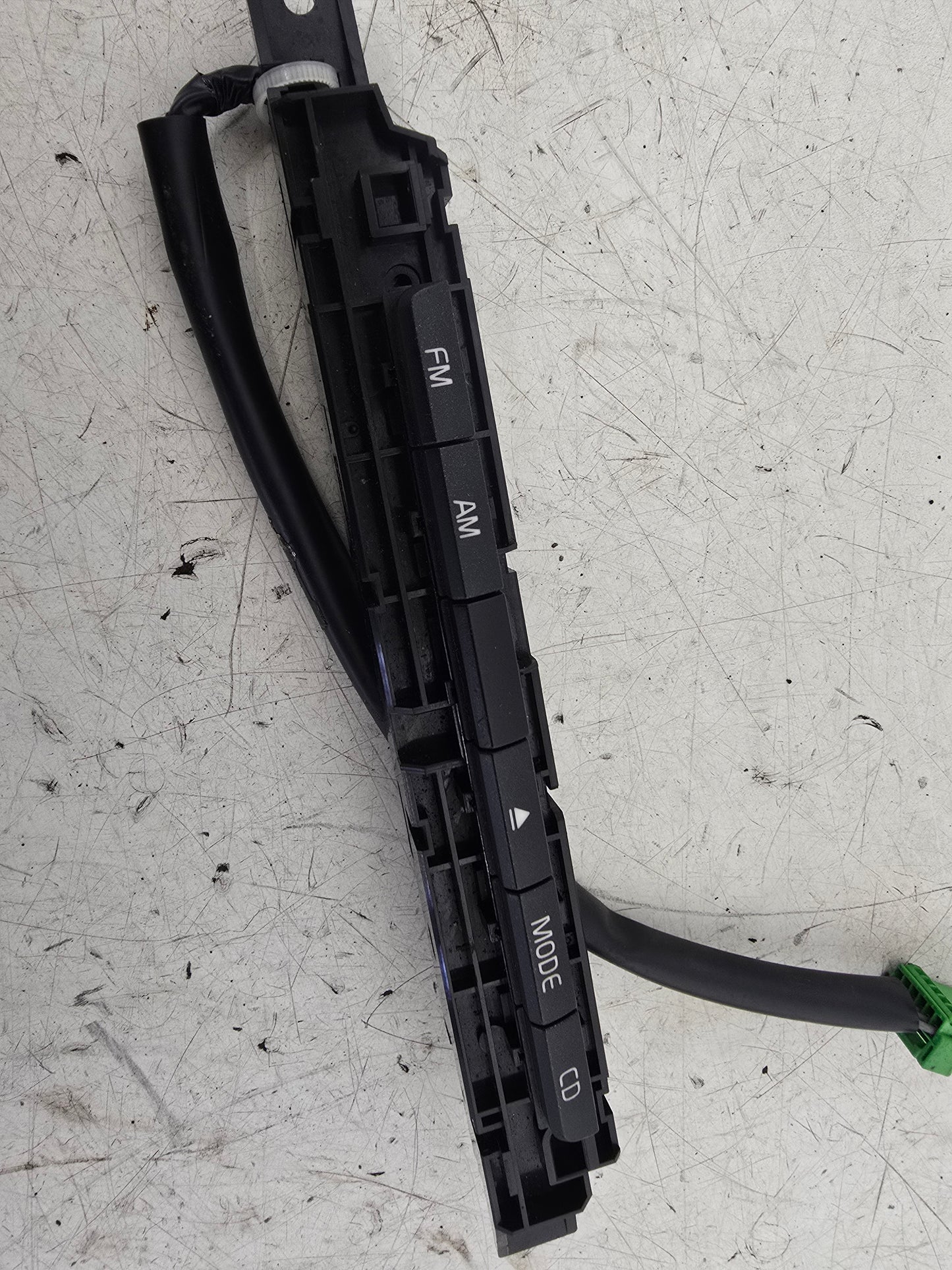 2009-2013 Volvo XC60 Radio Control Buttons 31300019