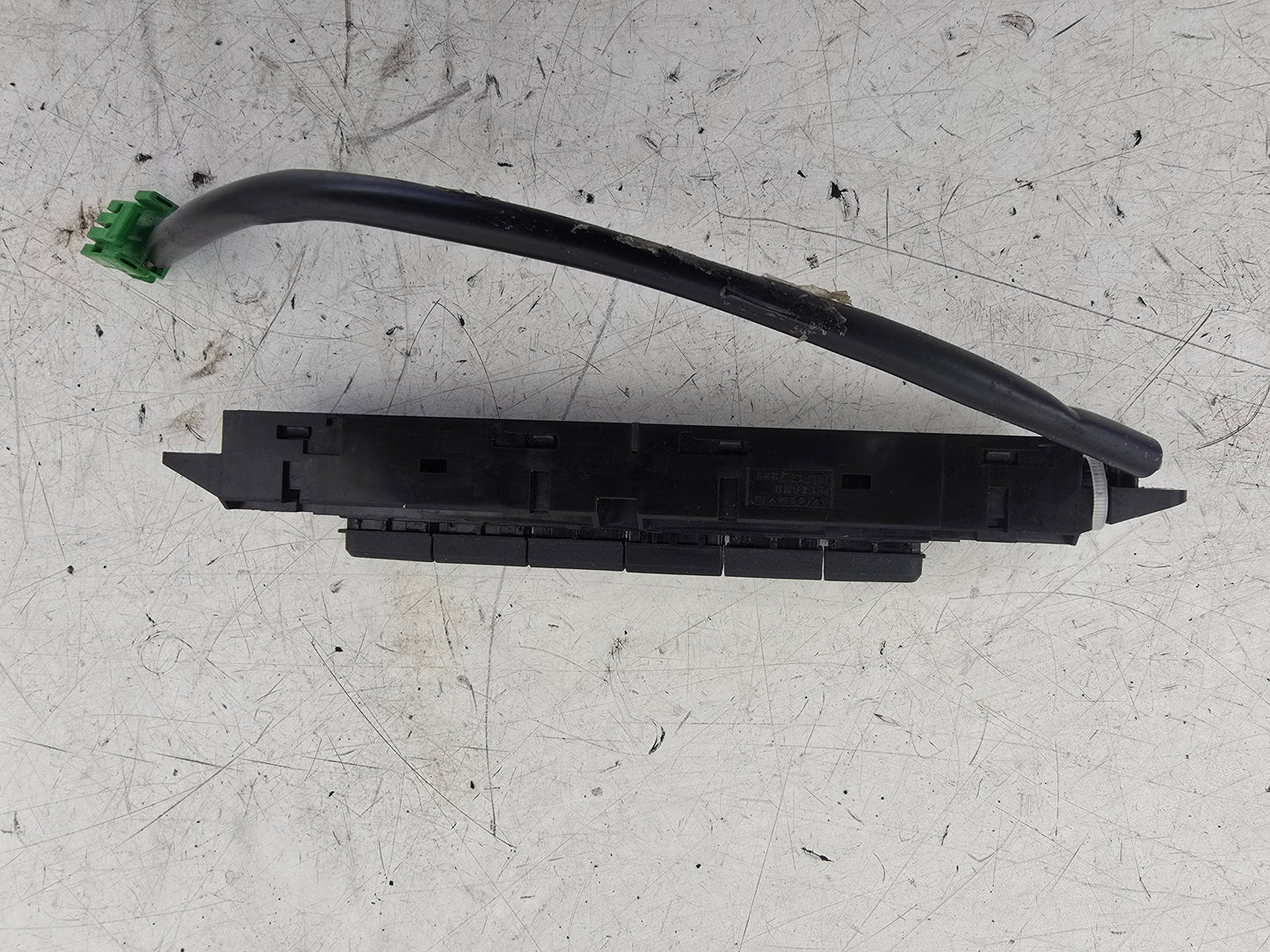 2009-2013 Volvo XC60 Radio Control Buttons 31300019