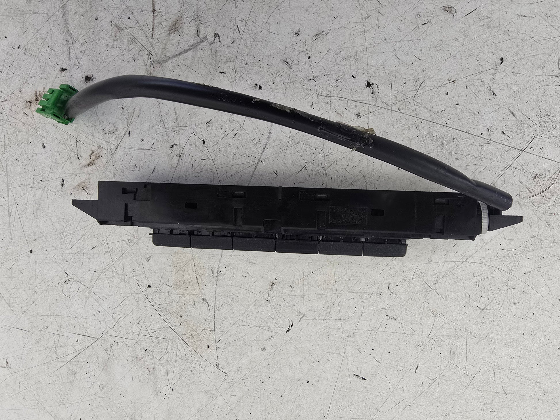 2009-2013 Volvo XC60 Radio Control Buttons 31300019