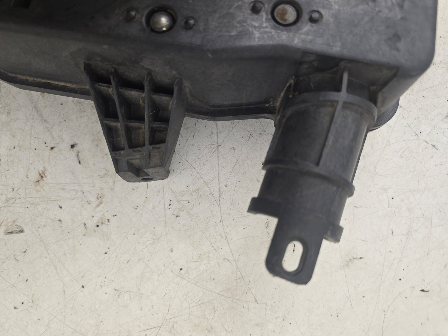 2006-2013 Volvo C30 ECU Holder Bracket 7M51-12A659