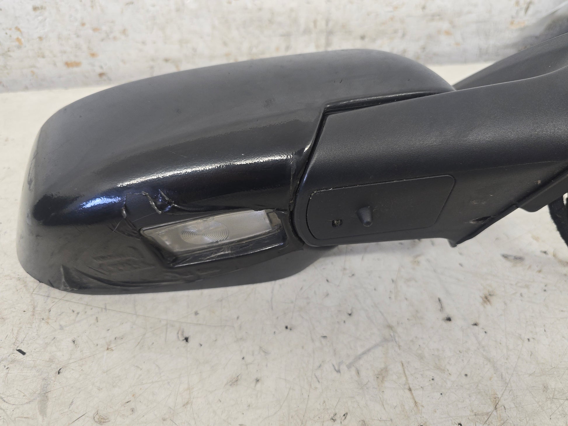 2006 Volvo XC90 D5 Right Driver Door Mirror Blue 2002-2014 379256