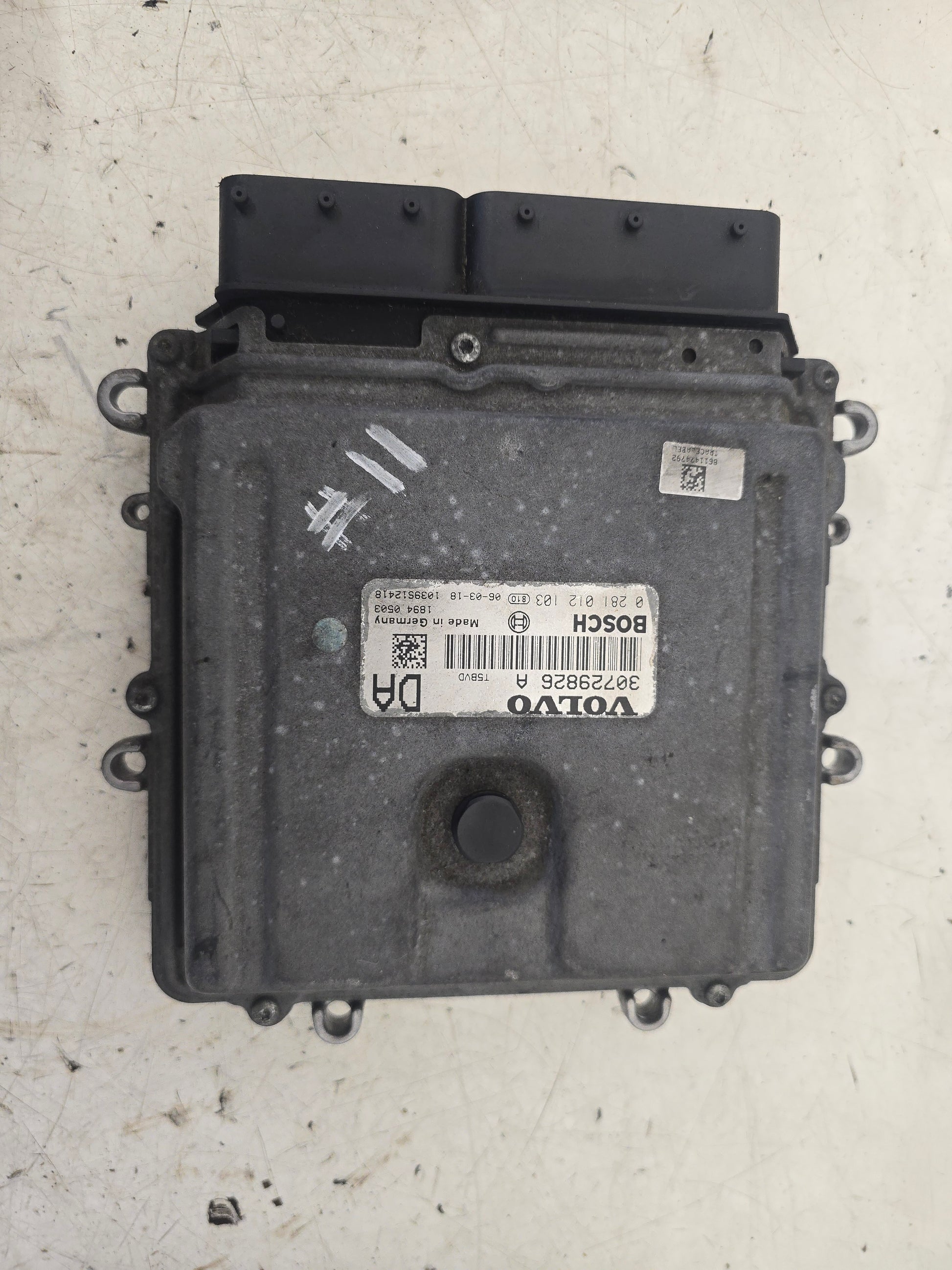 2004-2007 Volvo XC90 D5 Engine ECU 30729826A