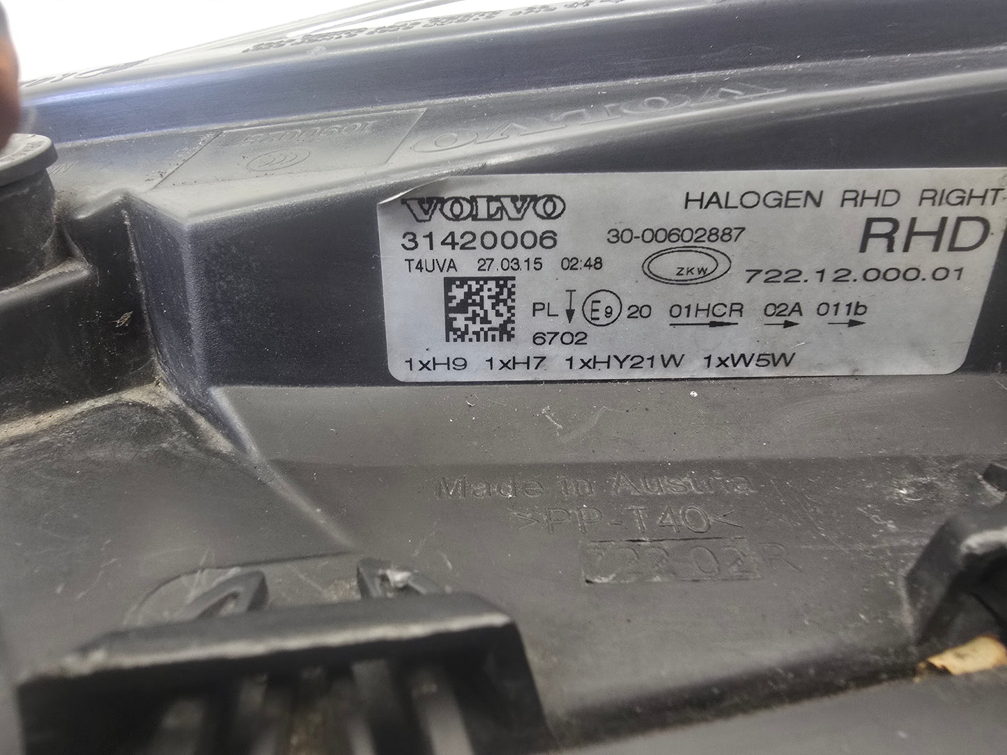2015-2024 Volvo V40 T2 Right Driver Side Halogen Headlight 1.6 B4164T4