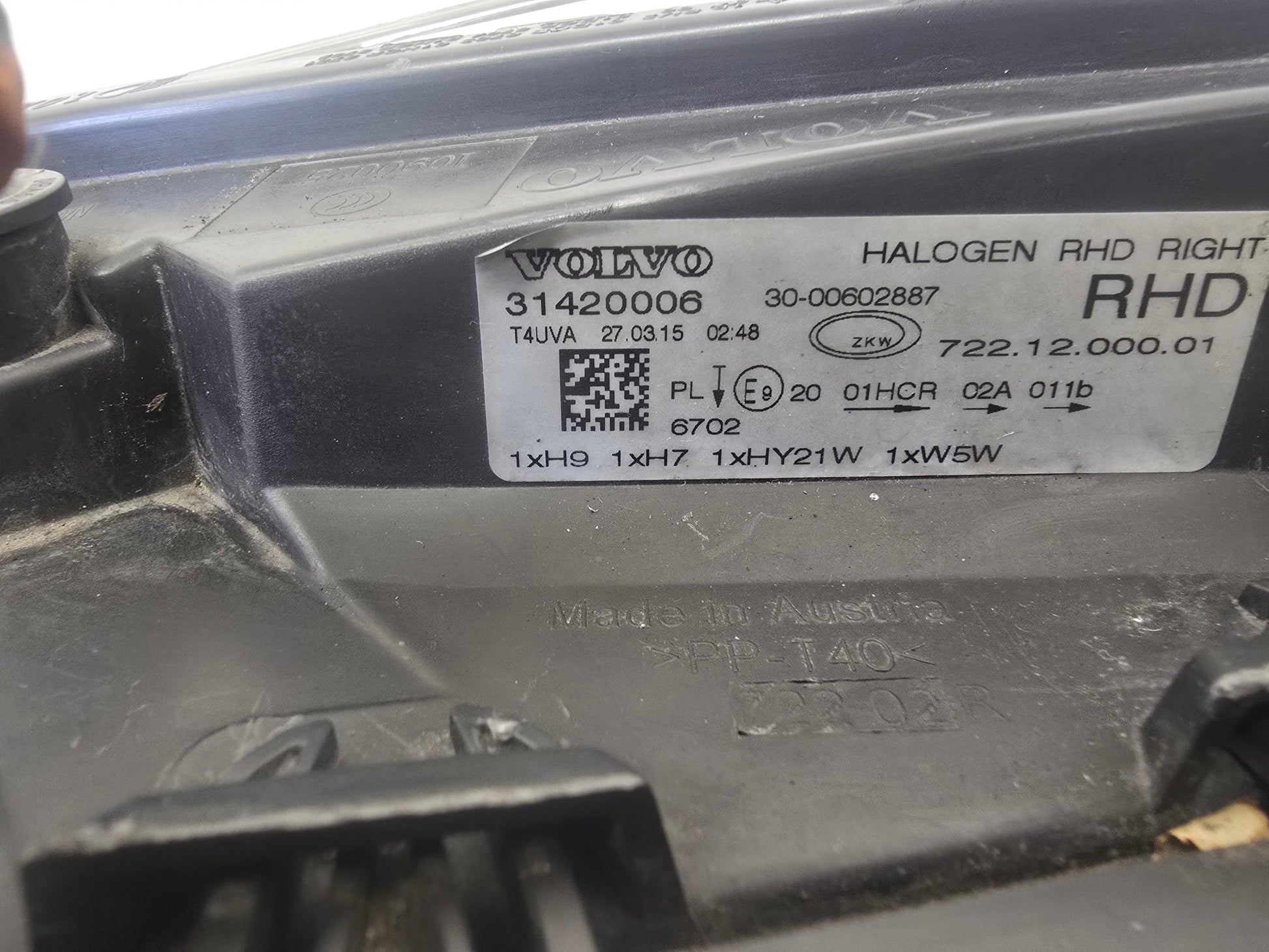 2015-2024 Volvo V40 T2 Right Driver Side Halogen Headlight 1.6 B4164T4