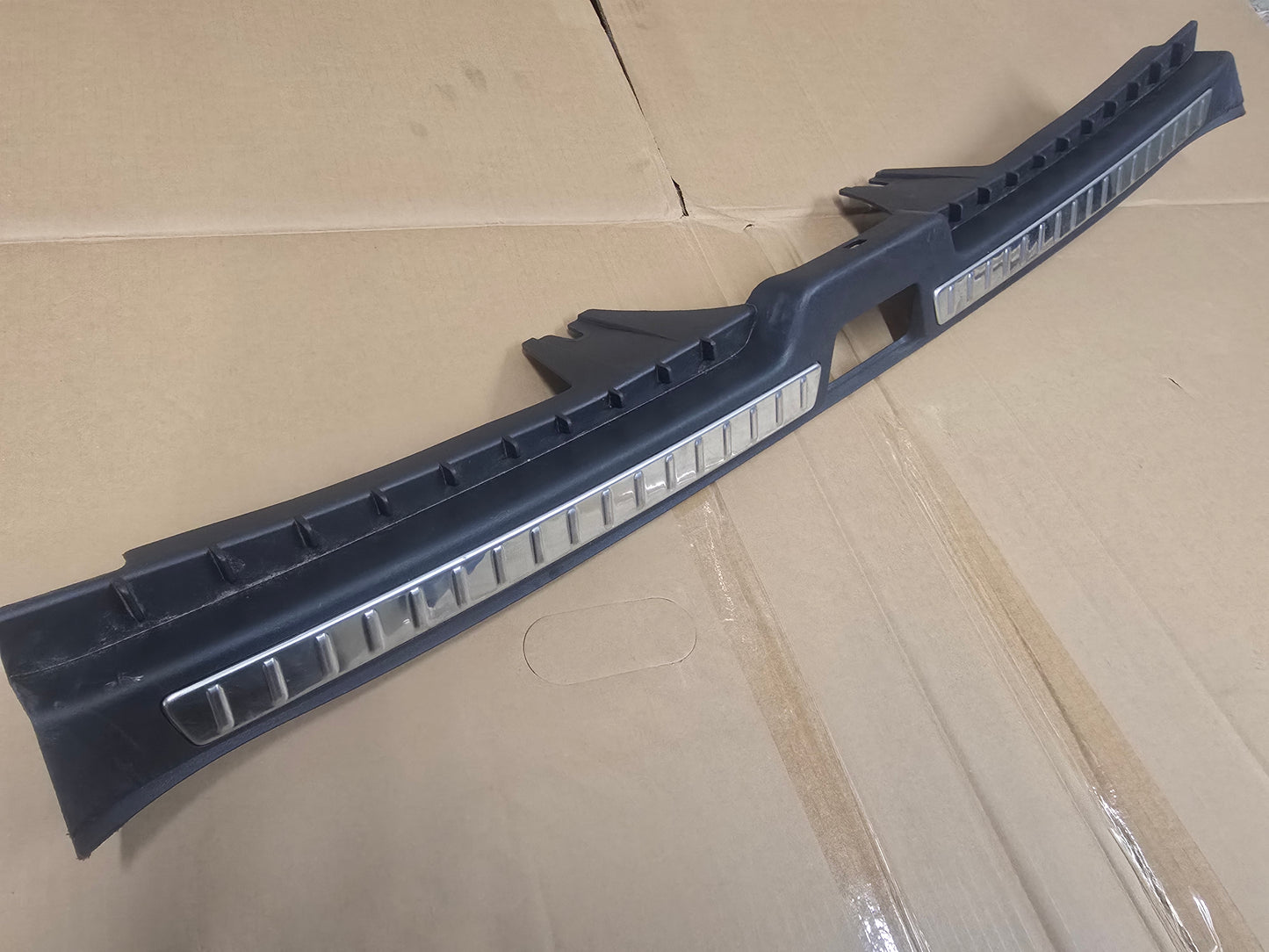 2015-2024 Volvo XC90 II Tailgate Lock Trim Cover 32239215