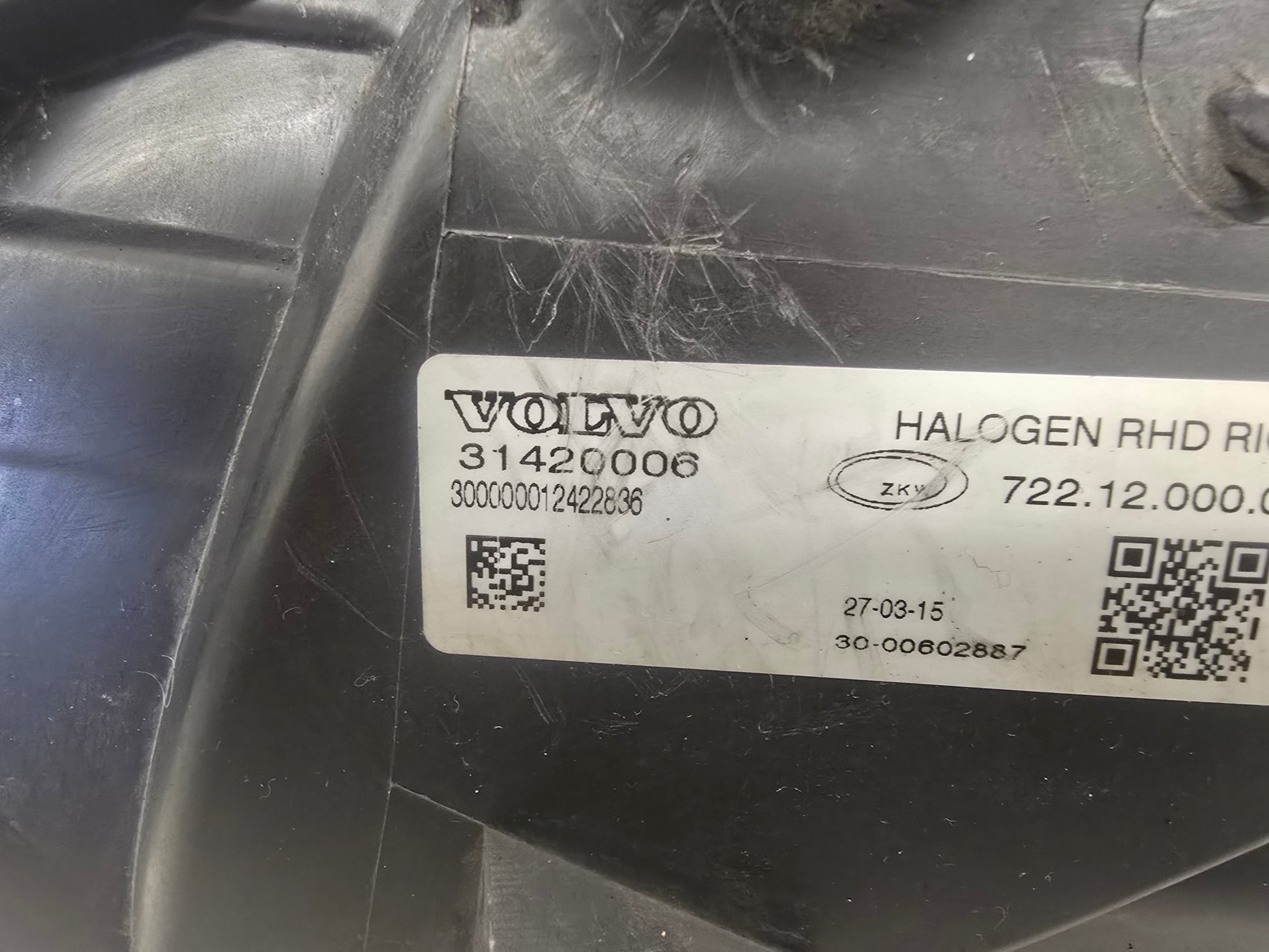 2015-2024 Volvo V40 T2 Right Driver Side Halogen Headlight 1.6 B4164T4