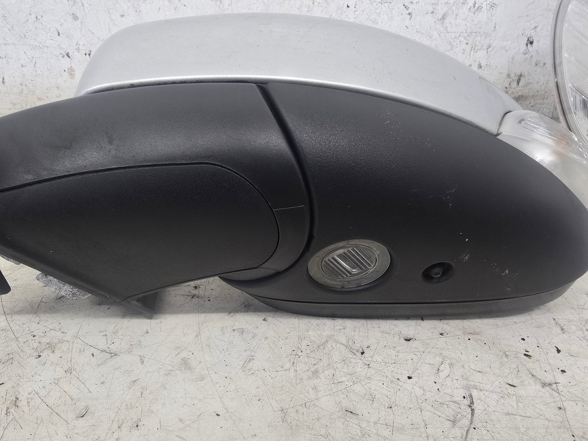 2010-2017 Volvo XC60 Passenger Side LED Daytime Running Light 31371127
