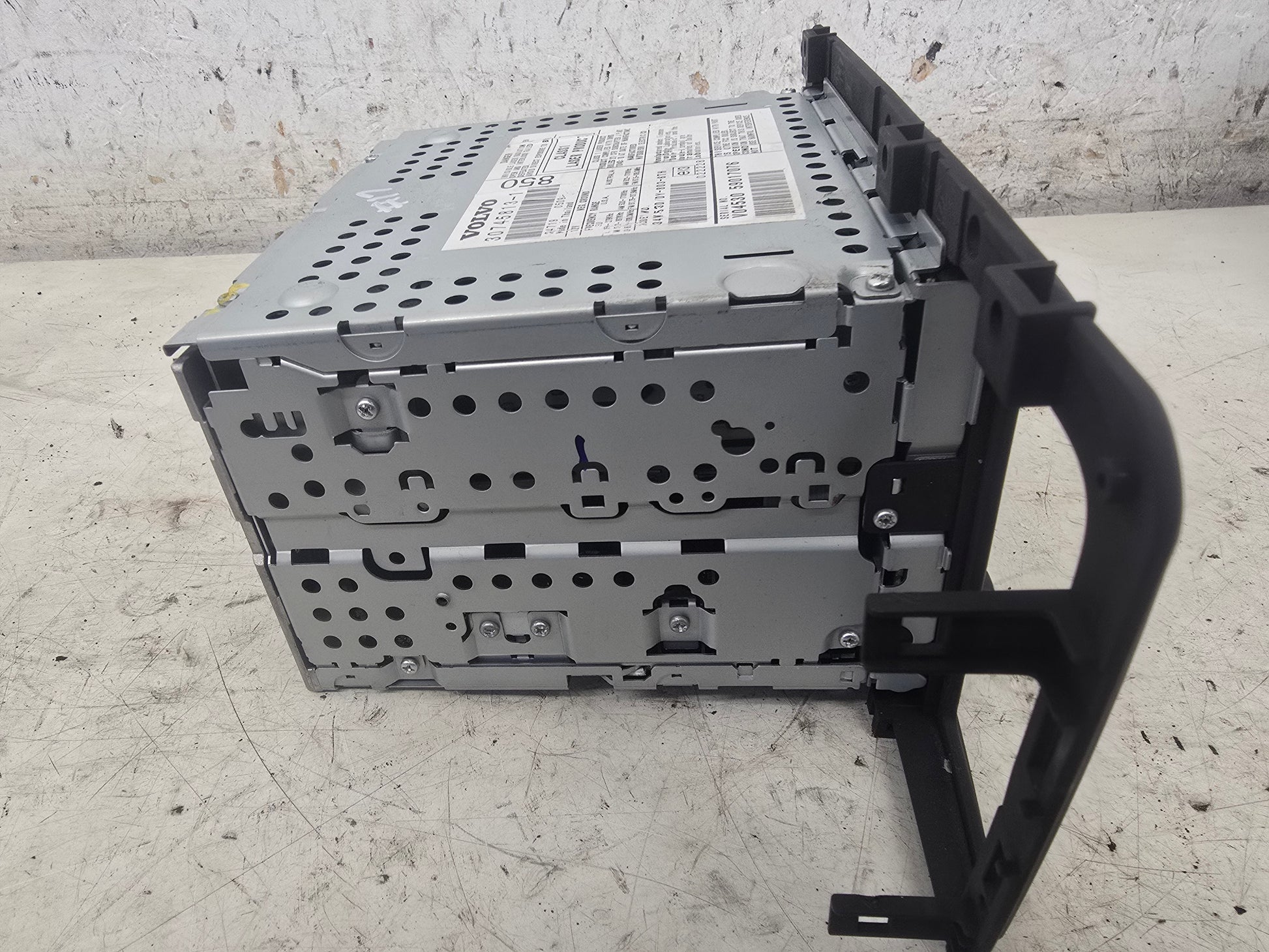 2006-2020 Volvo XC70 Stereo Facia Radio CD Player with Phone 30745813