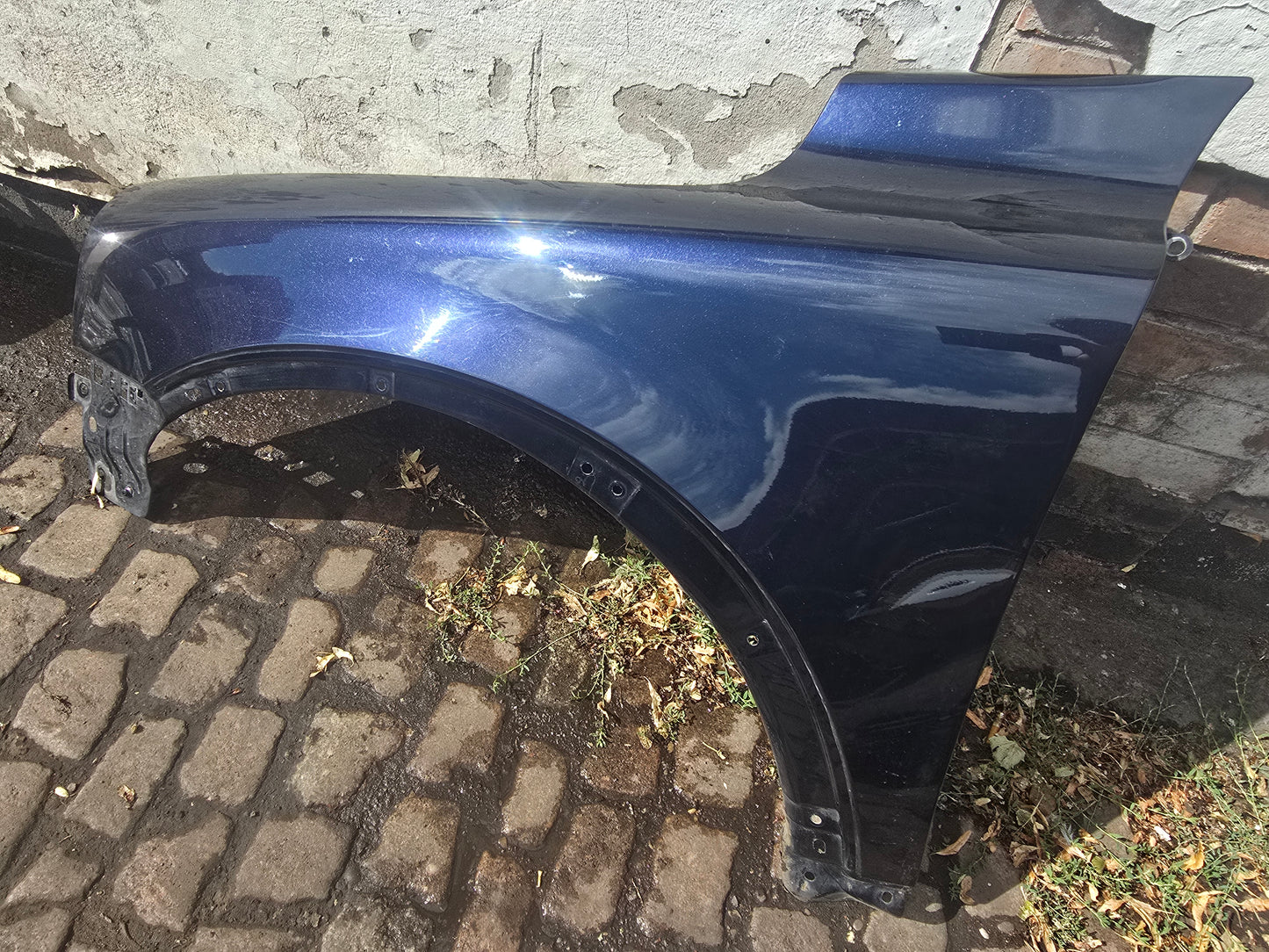 30796494 2002-2014 Volvo XC90 D5 Left Passenger Front Wing Blue | VS Breakers