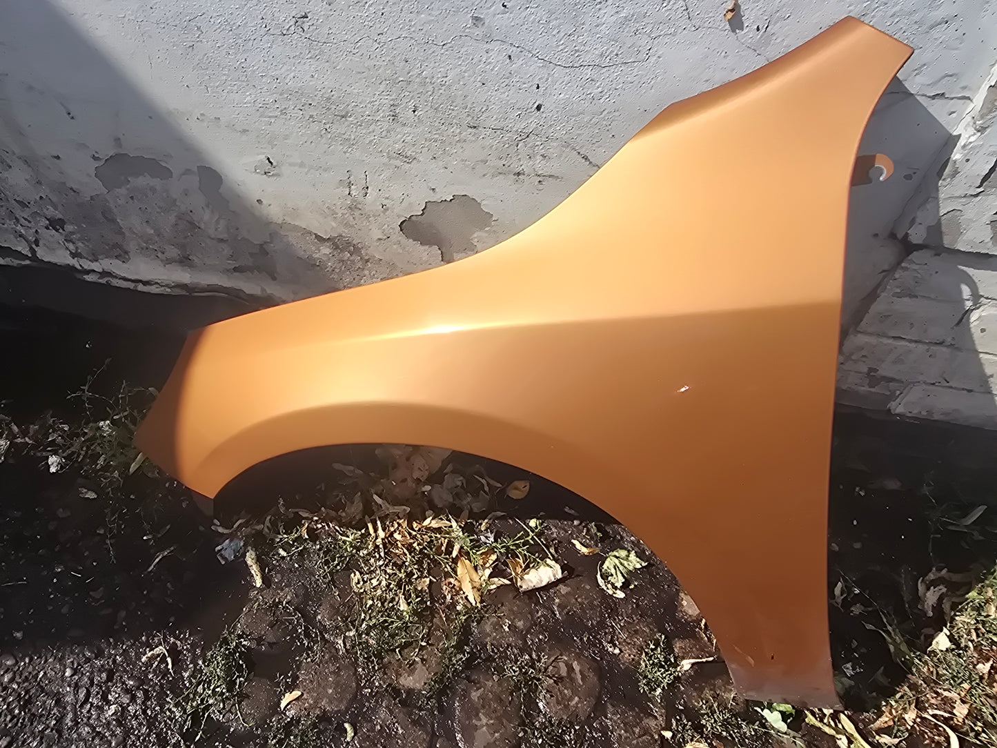 2011-2018 Volvo V60 Passenger Front Wing Bronze D5204T3-A — Stock 9788