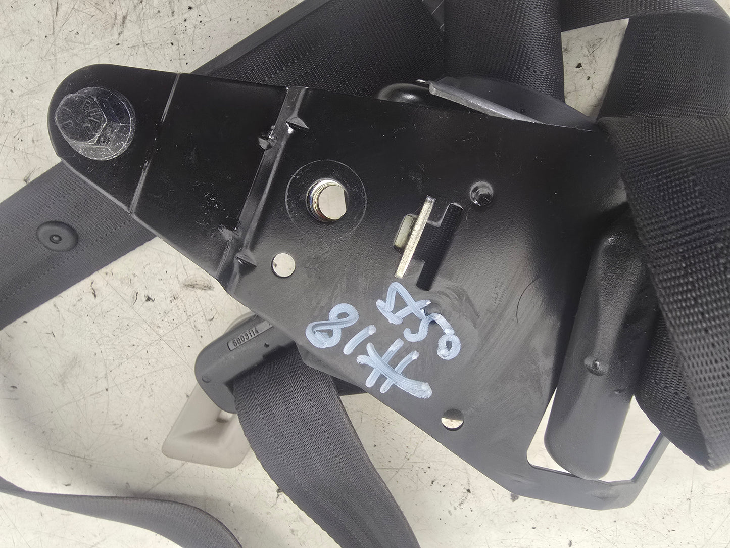 2002-2014 Volvo XC90 Right Rear Seat Belt 6841764