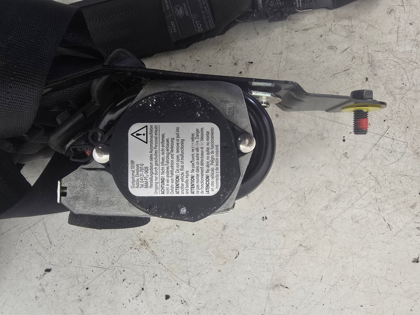 2002-2014 Volvo XC90 Right Rear Seat Belt 6841764