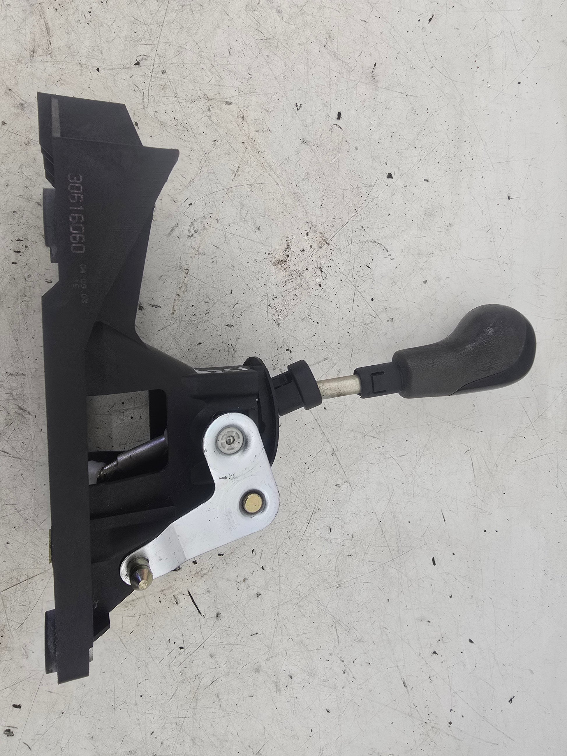 2007 Volvo V50 Estate Gear Stick Shifter 30616060