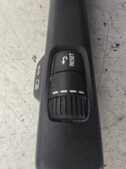 2009-2017 Volvo V40 Indicator Stalk 31456045