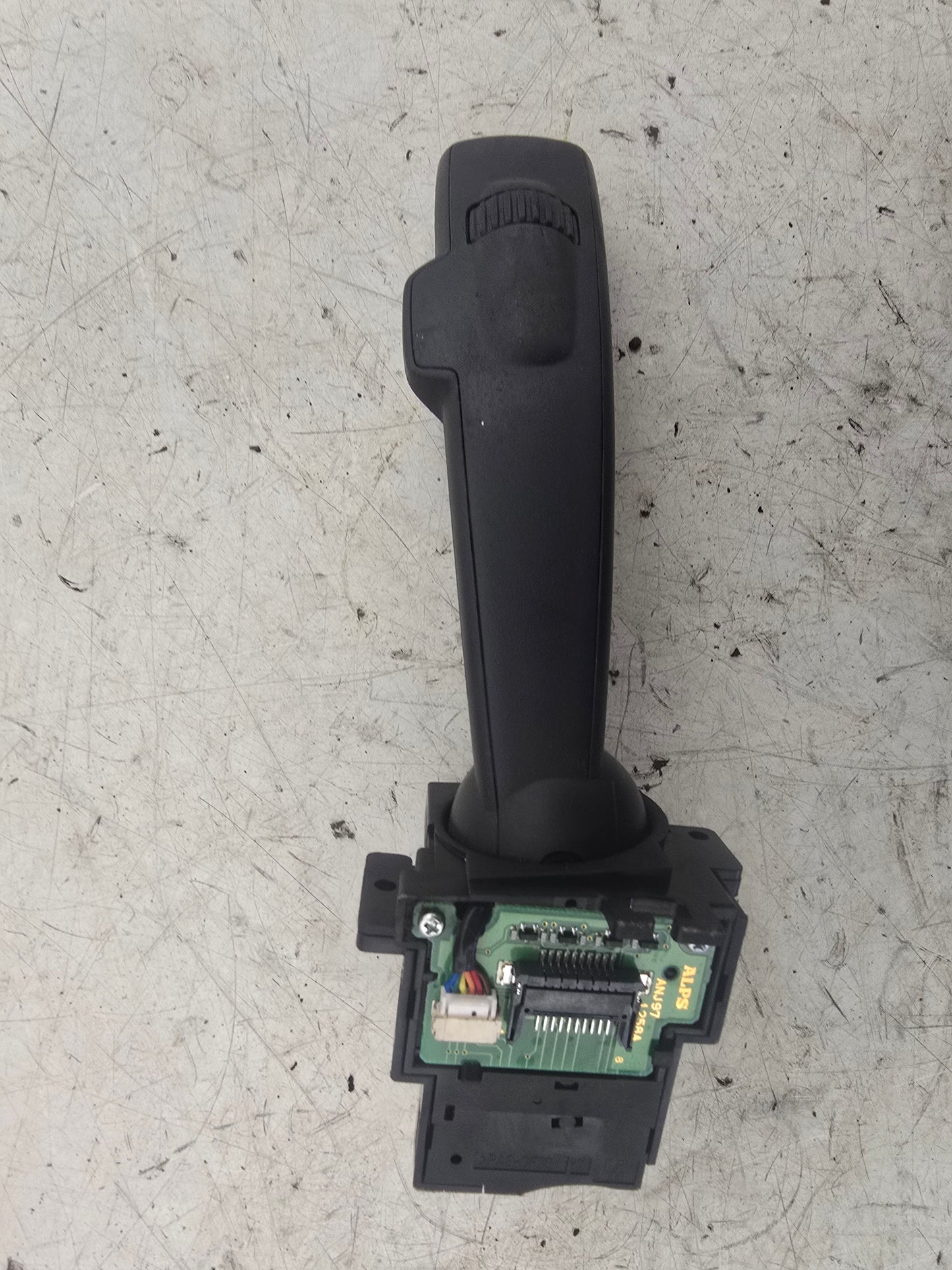 2009-2017 Volvo V40 Indicator Stalk 31456045