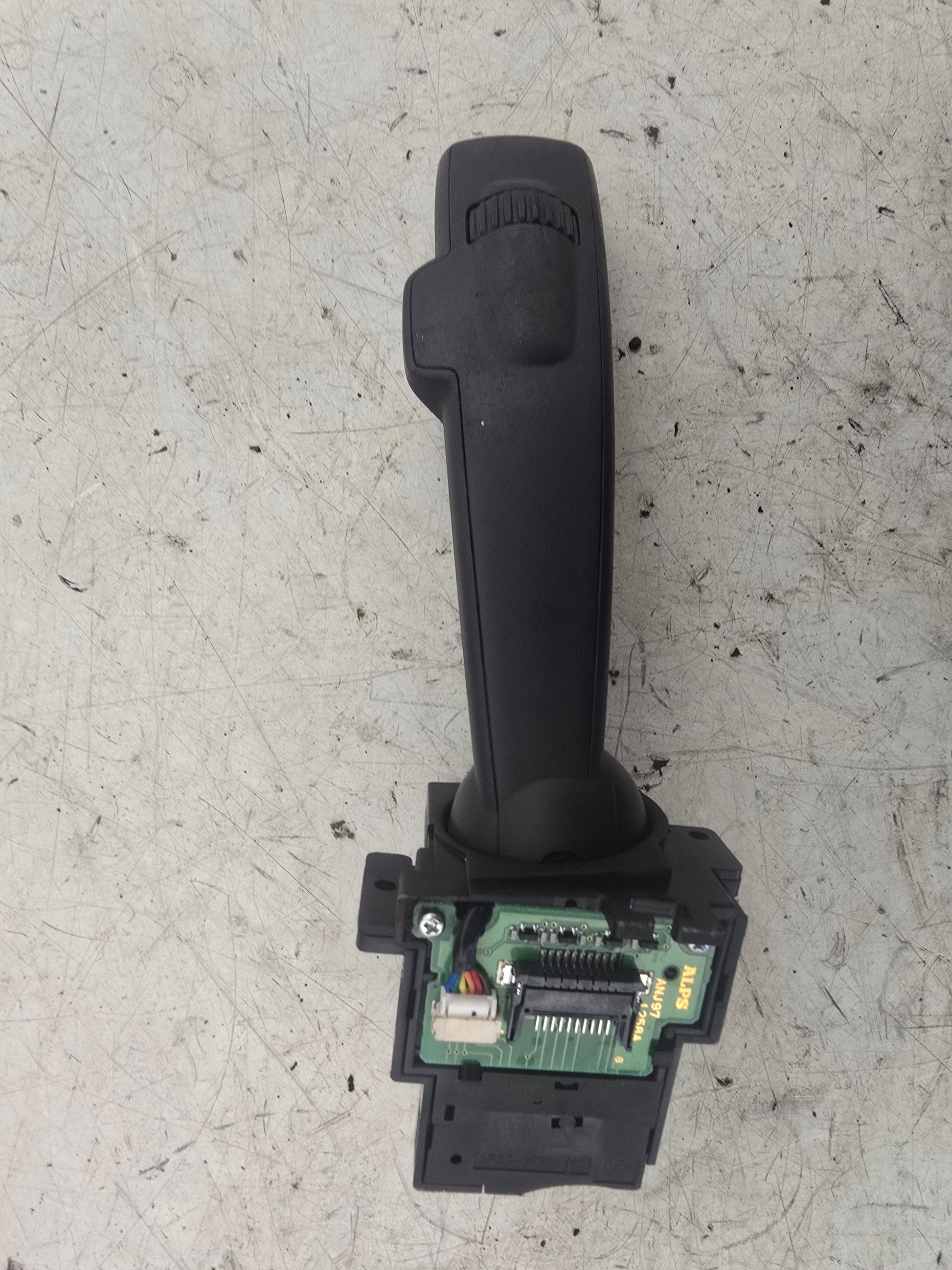 2009-2017 Volvo V40 Indicator Stalk 31456045