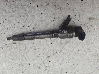 2006 Volvo XC90 D5 Fuel Injector 30750283
