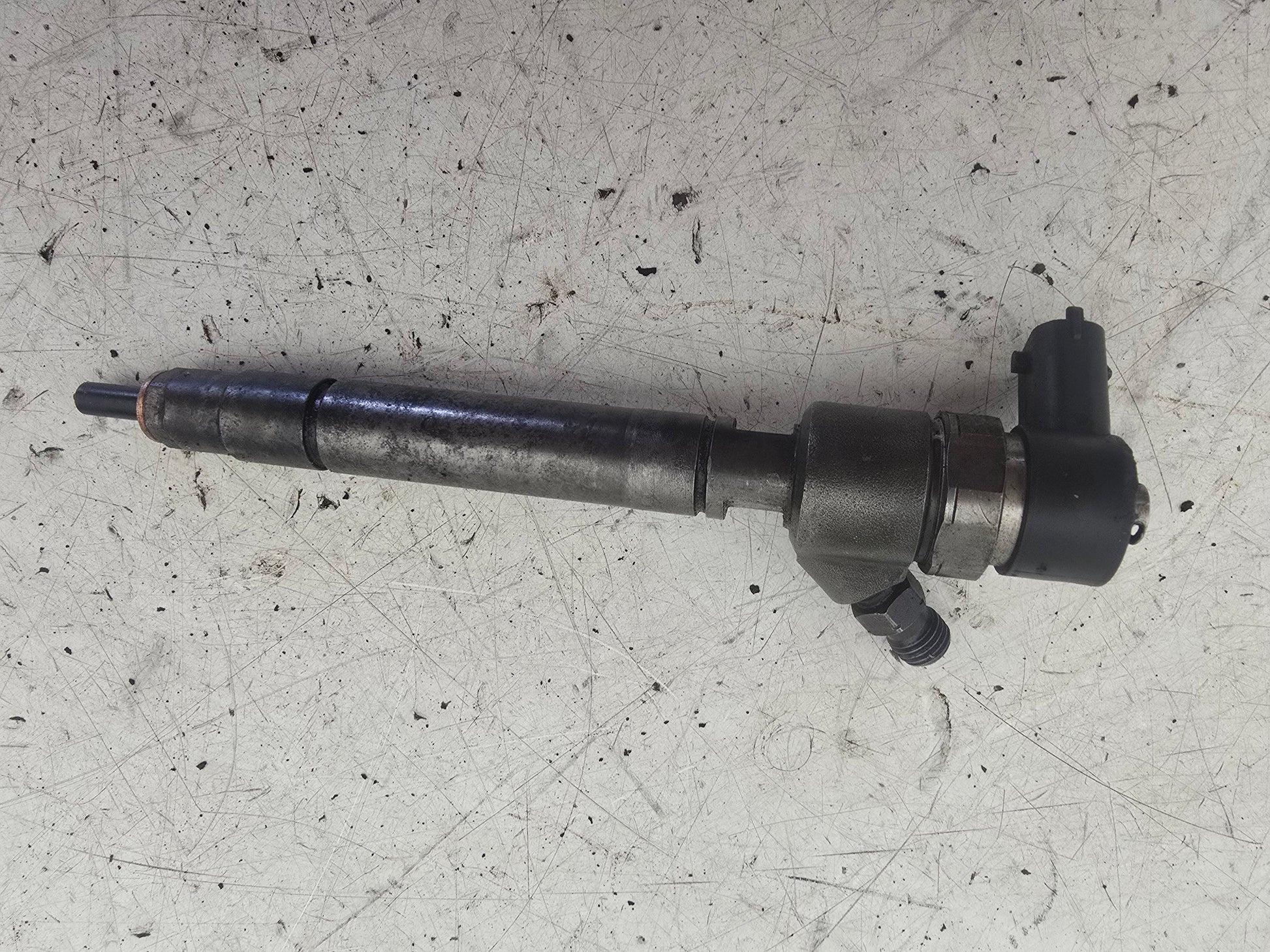 2006 Volvo XC90 D5 Fuel Injector 30750283