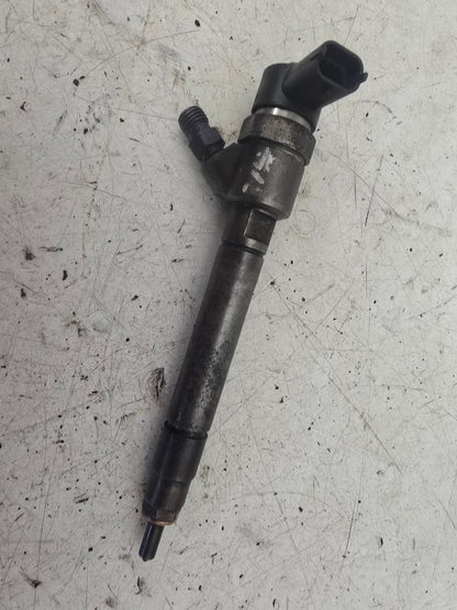 2006 Volvo XC90 D5 Fuel Injector 30750283