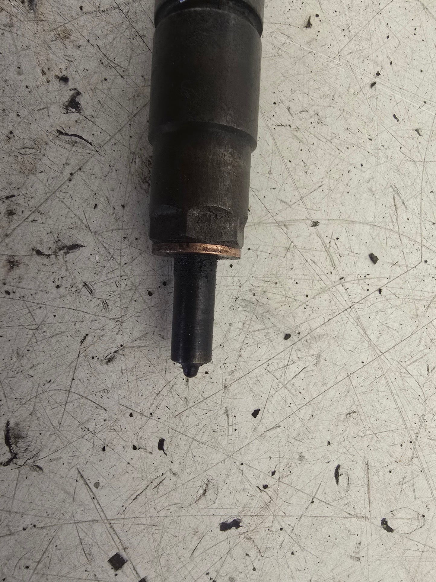 2006 Volvo XC90 D5 Fuel Injector 30750283