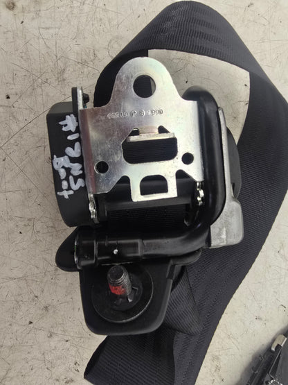 2002-2014 Volvo XC90 Left Rear Passenger Seat Belt 6841763
