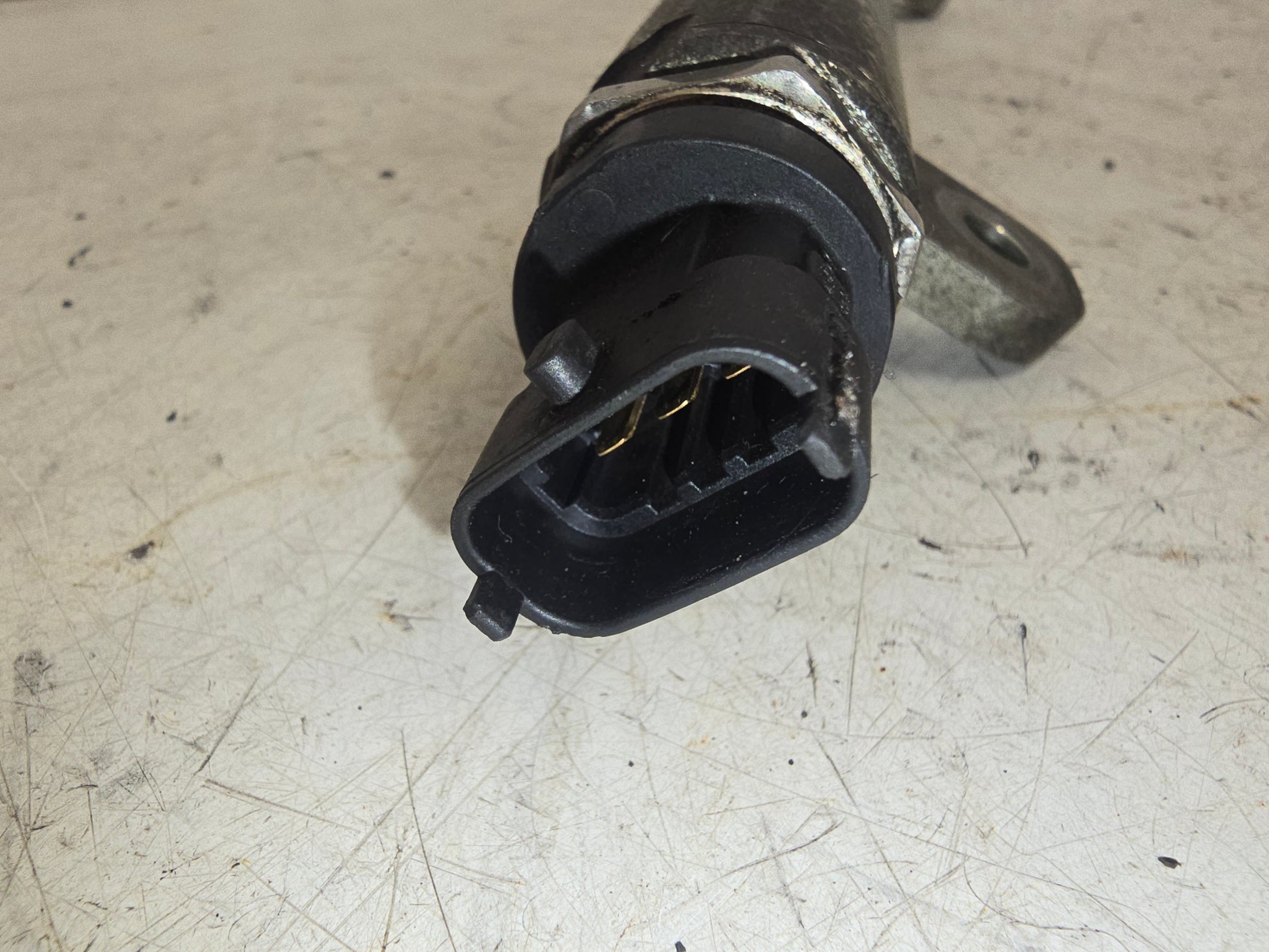 2009 Saab 9-3 1.9 TiD Injection Rail 55209575