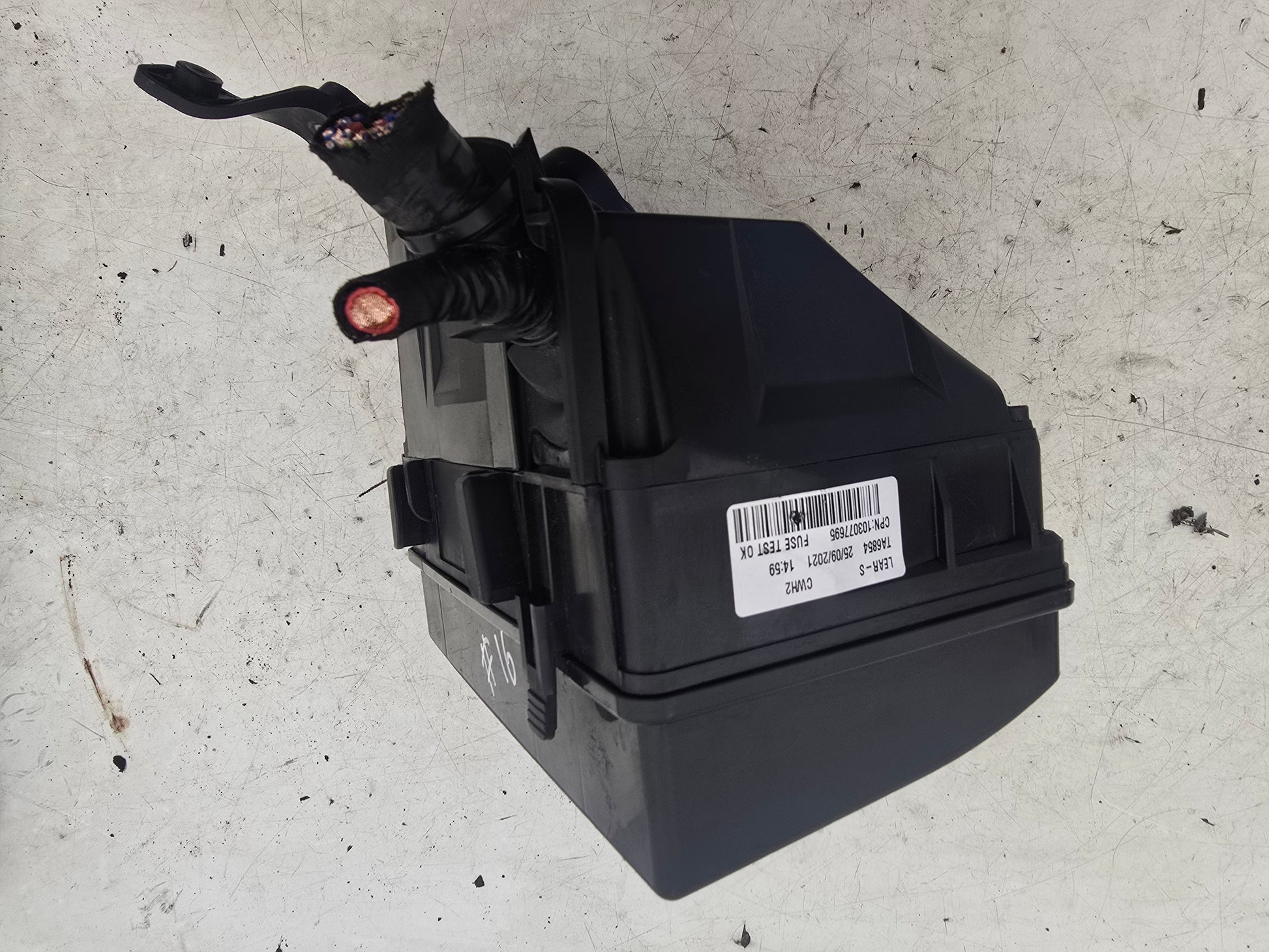 2015-2024 Volvo XC40 T3 Fuse and Relay Box 31473880