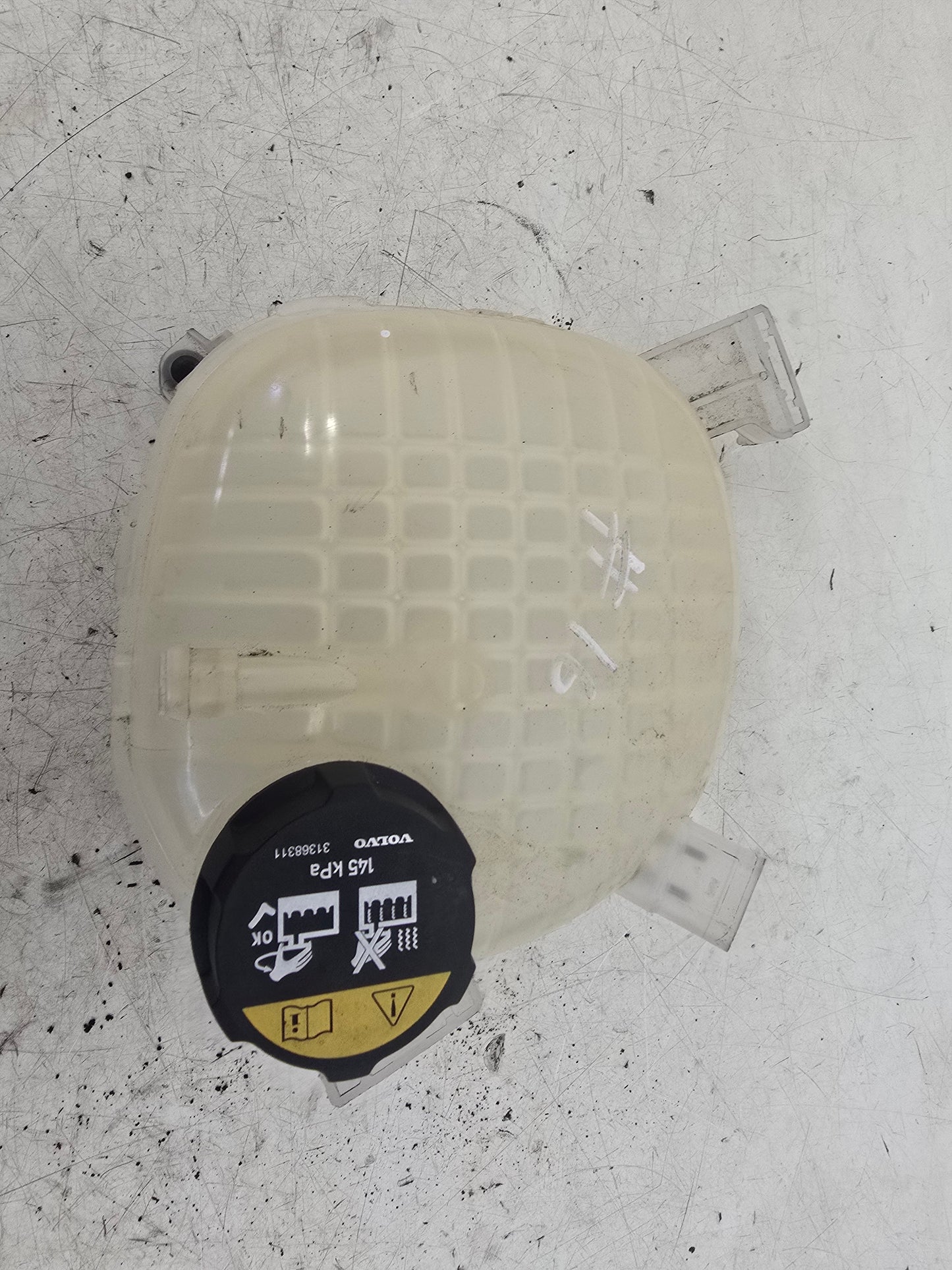 2017-2024 Volvo XC40 T3 Coolant Expansion Tank 31439768