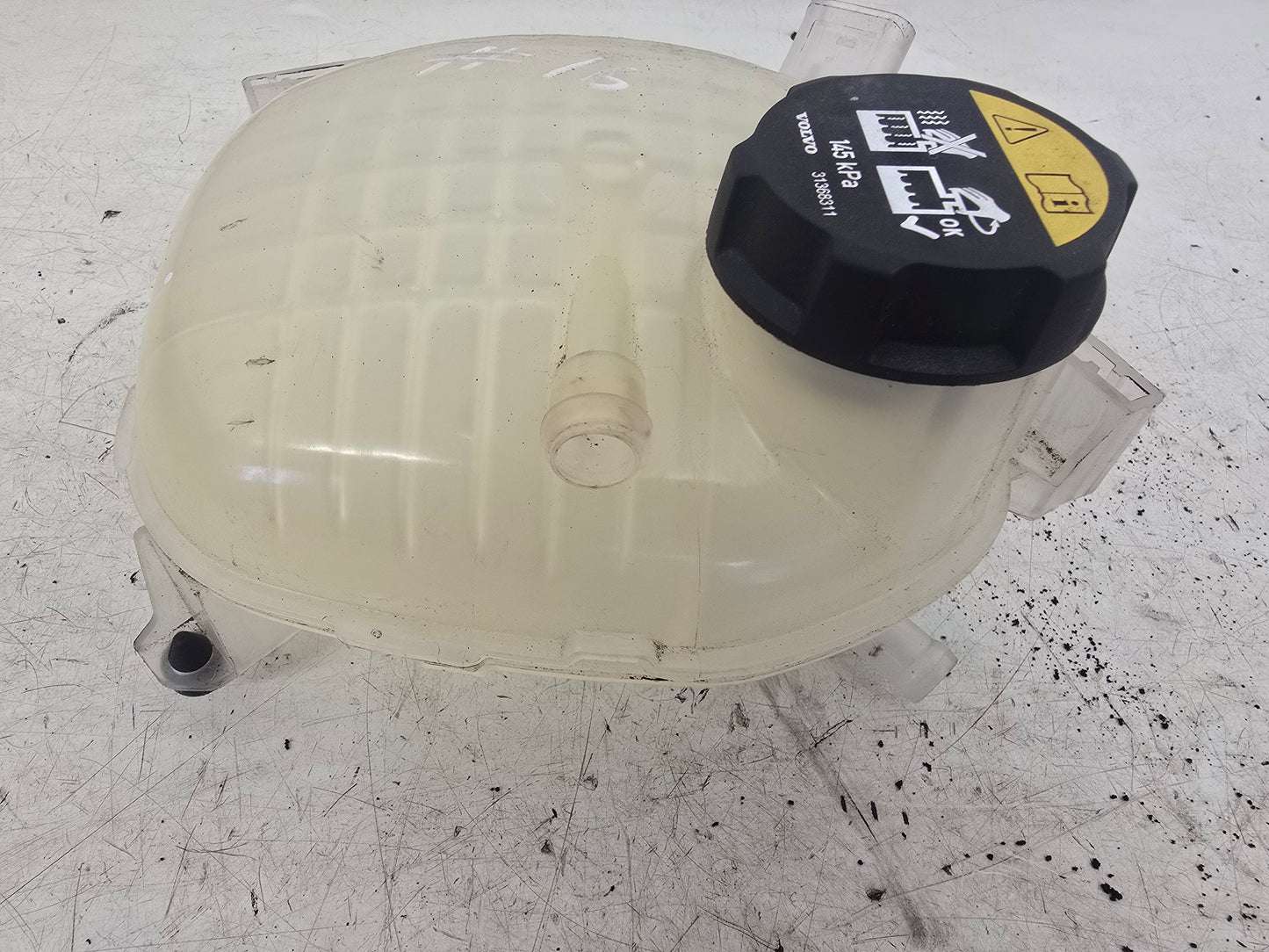 2017-2024 Volvo XC40 T3 Coolant Expansion Tank 31439768