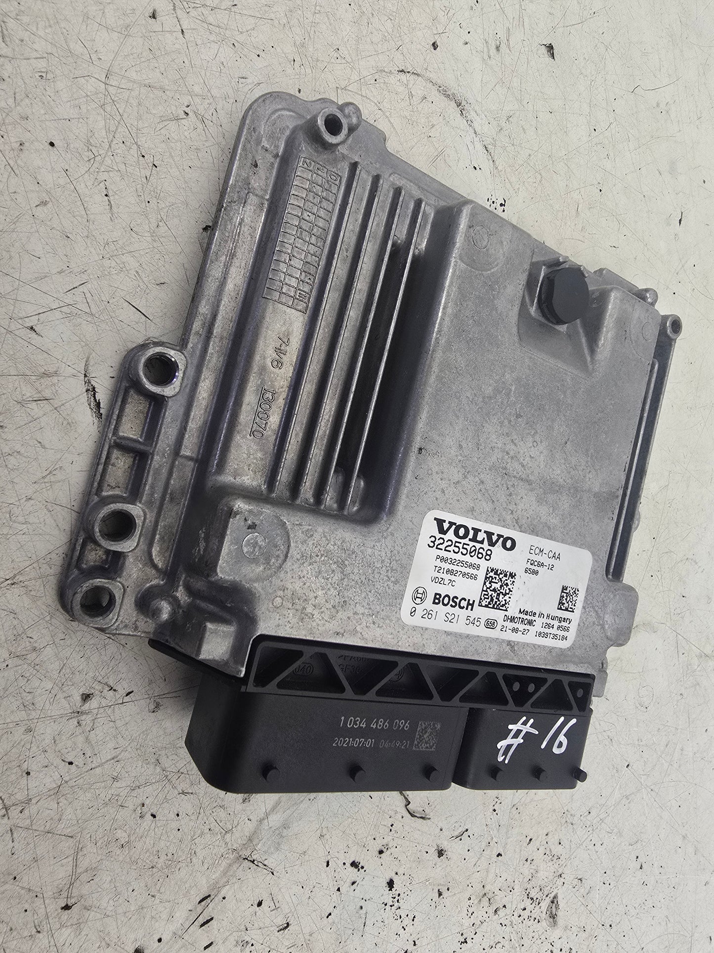 2017-2024 Volvo XC40 T3 Engine ECU 32255068