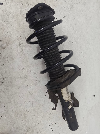 2007 Volvo C30 Front Right Suspension Assembly 31200271