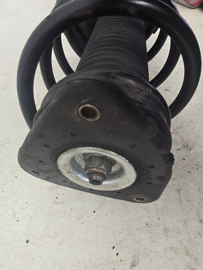 2007 Volvo C30 Front Right Suspension Assembly 31200271