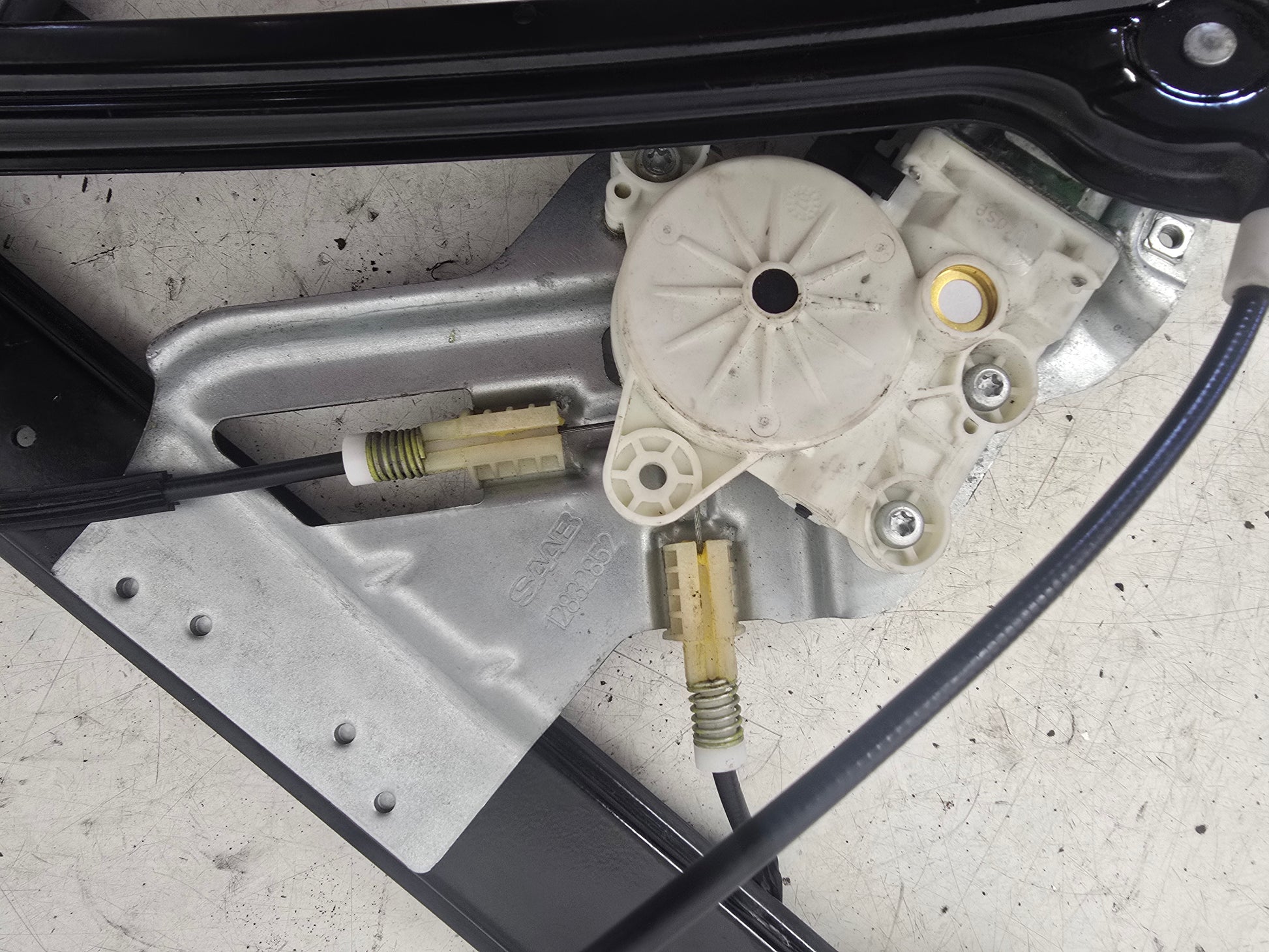 2007 Saab 9-3 Right Front Window Regulator Motor 12832852