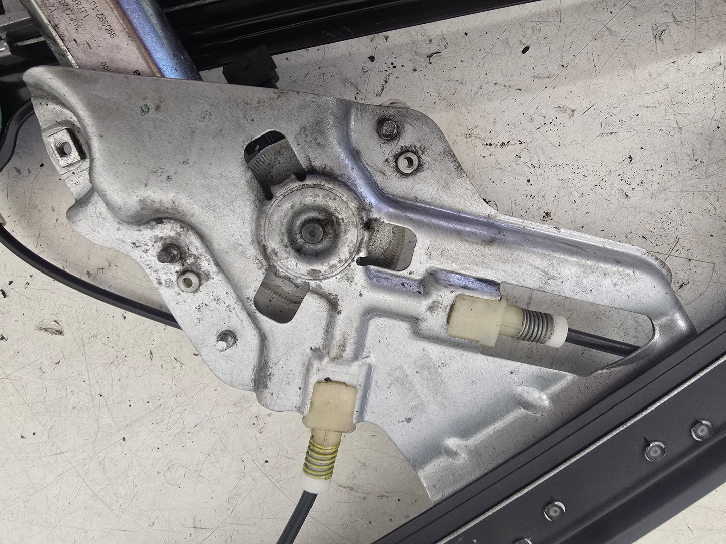 2007 Saab 9-3 Right Front Window Regulator Motor 12832852