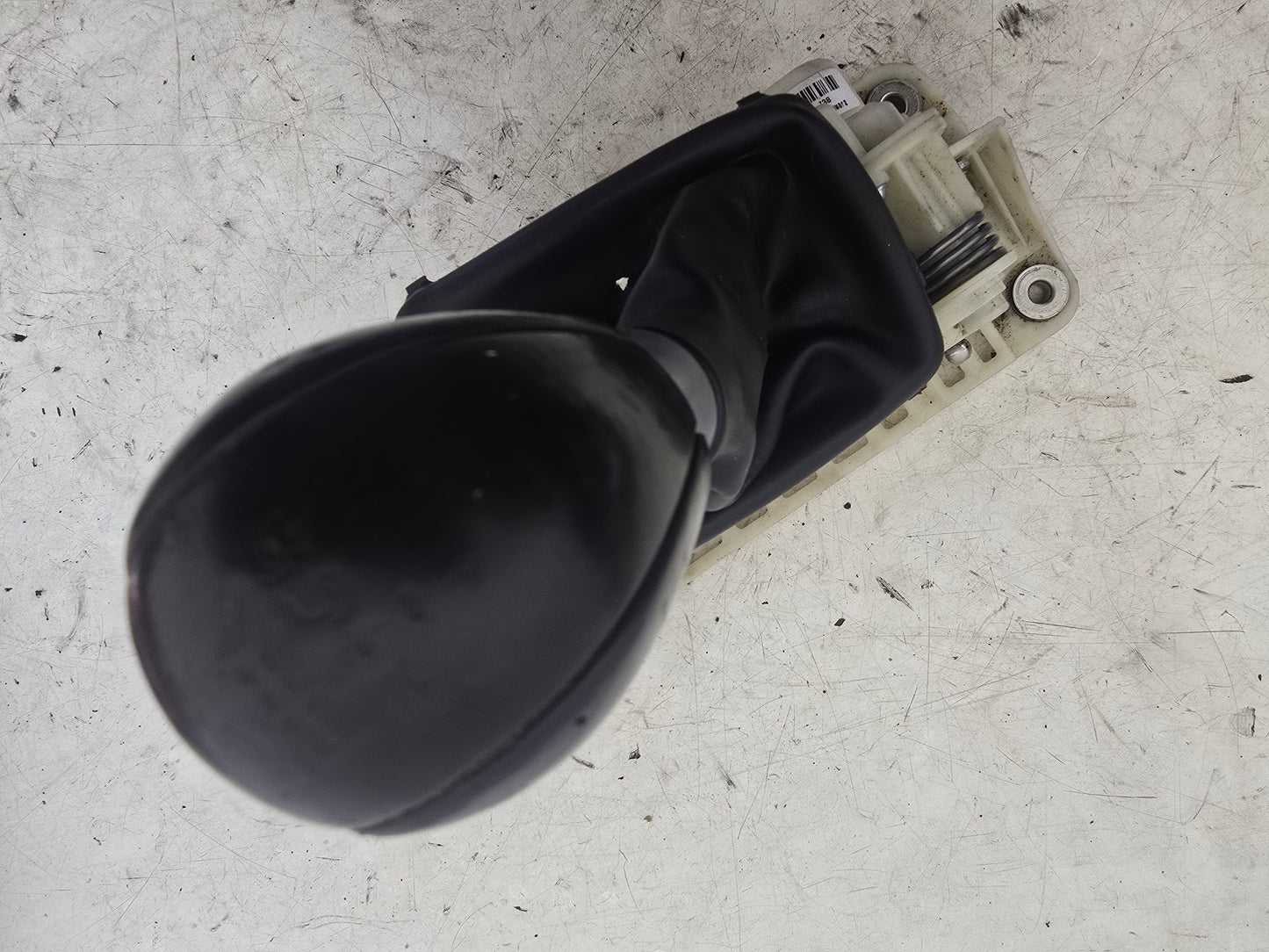 2008-2015 Volvo V60 S60 V70 Manual Gearstick 31325458