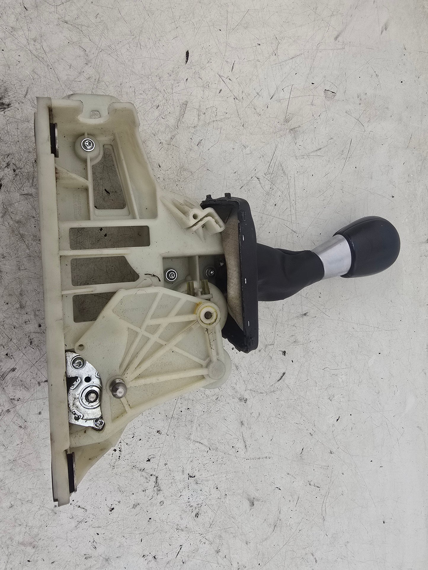 2008-2015 Volvo V60 S60 V70 Manual Gearstick 31325458
