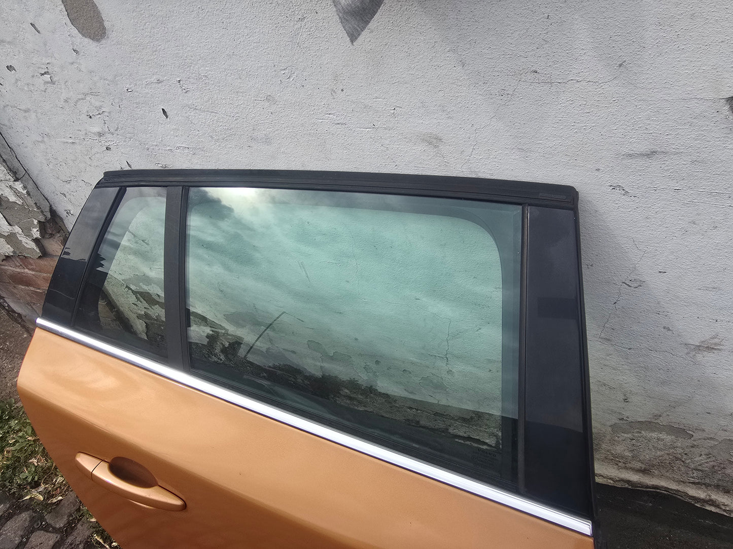 2012 Volvo V60 Estate Rear Right Driver Door Bronze D5204T3-A