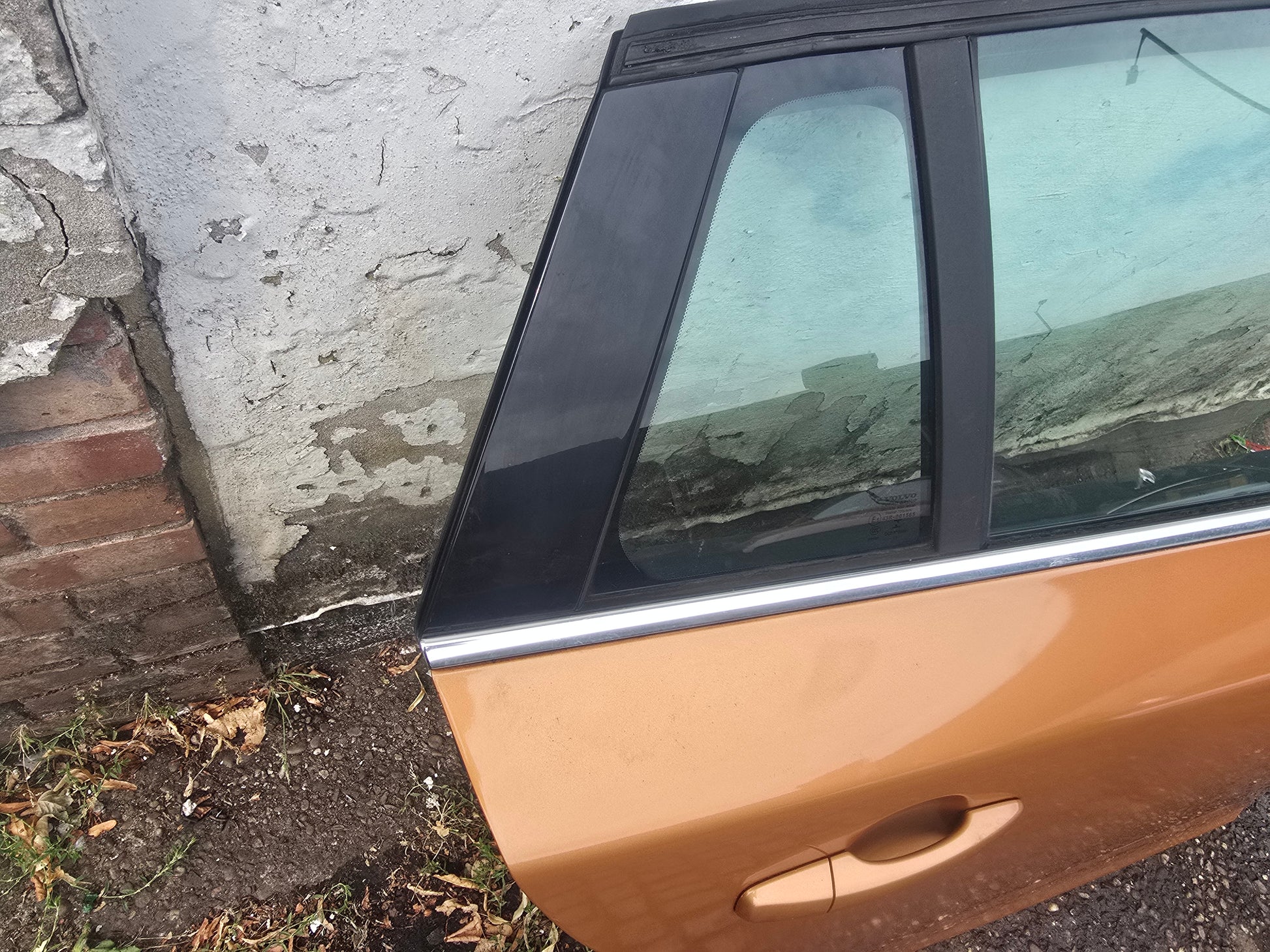 2012 Volvo V60 Estate Rear Right Driver Door Bronze D5204T3-A