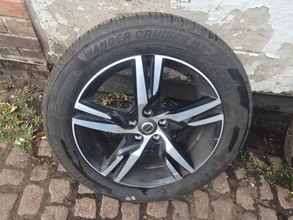 2022 Volvo XC40 Alloy Wheel 31445812 7.5Jx18 235/55R18
