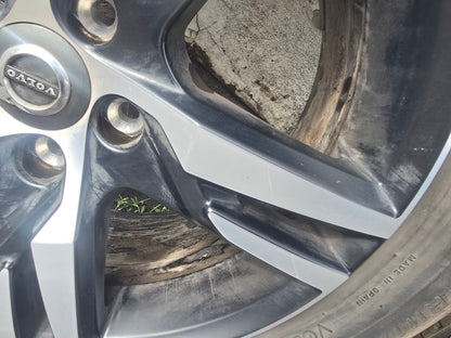 2017-2025 Volvo XC40 18" Black Alloy Wheel 31445812