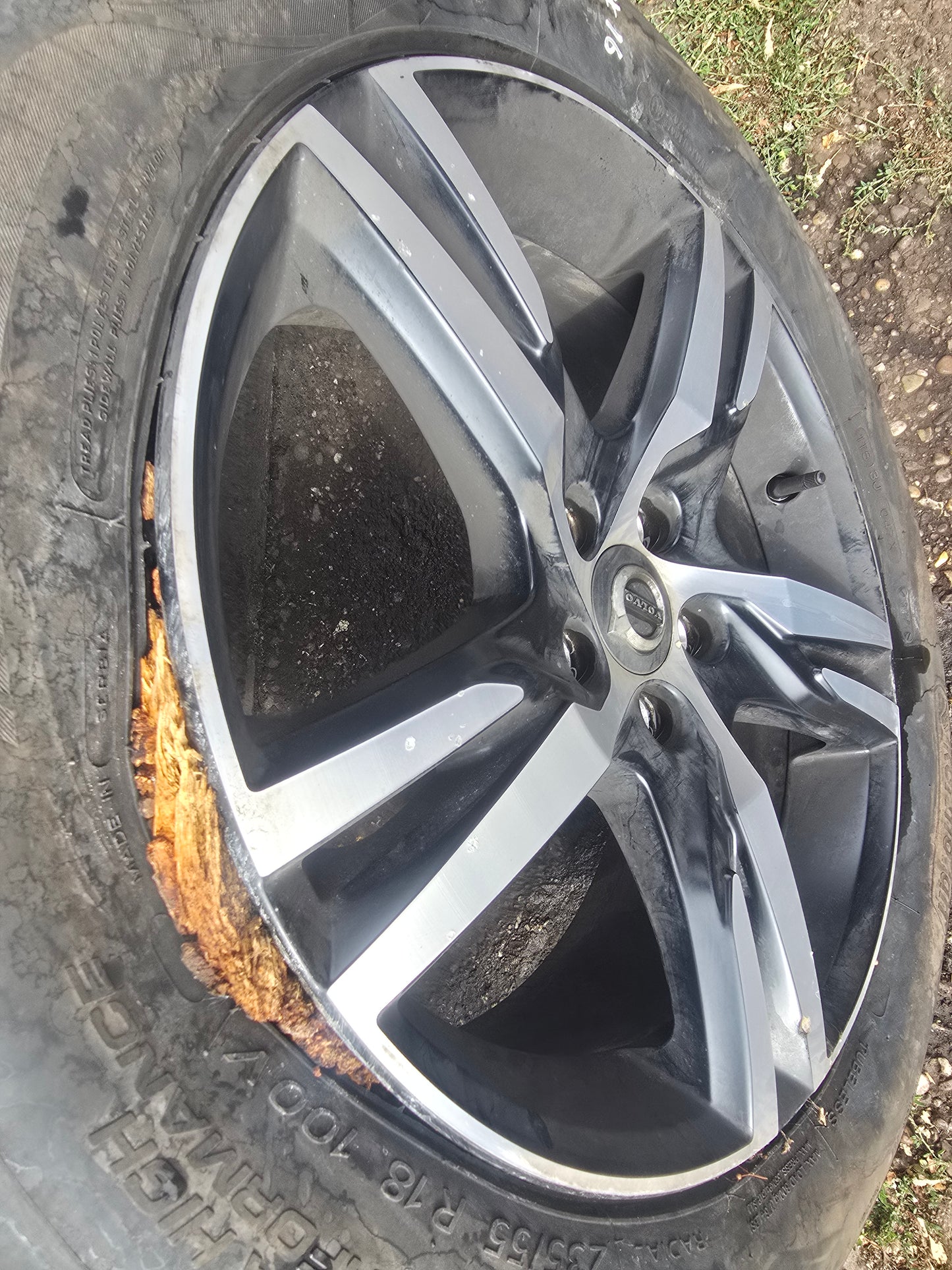 2017-2025 Volvo XC40 Black Alloy Wheel 7.5Jx18 ET50.5 31445812