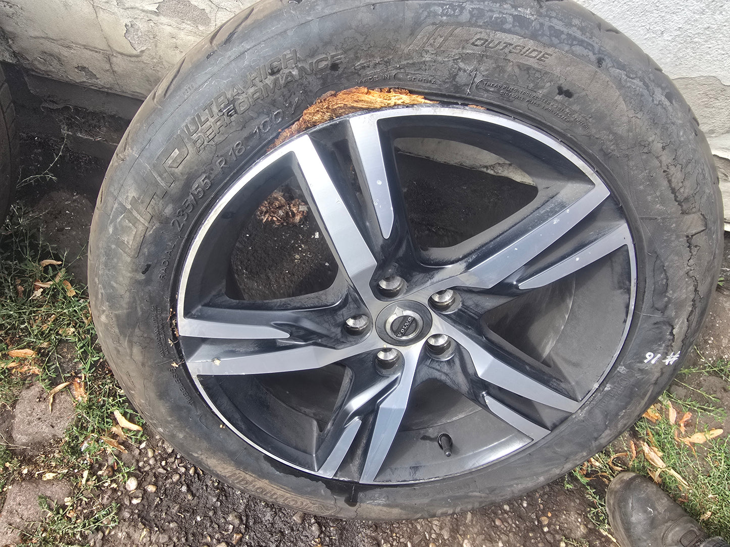 2017-2025 Volvo XC40 Black Alloy Wheel 7.5Jx18 ET50.5 31445812