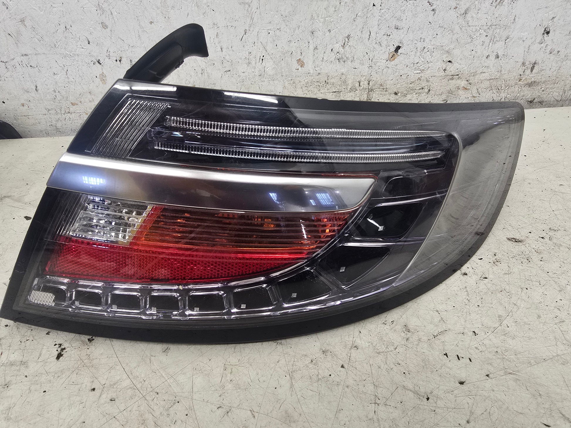 2011 Saab 9-5 Right Tail Light Assembly 12783375