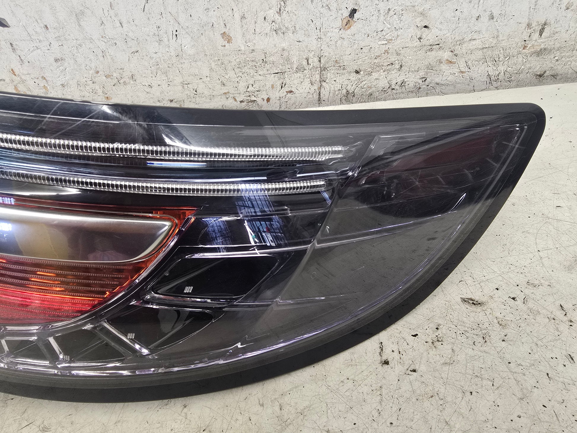 2011 Saab 9-5 Right Tail Light Assembly 12783375