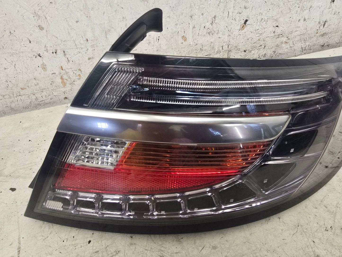 2011 Saab 9-5 Right Tail Light Assembly 12783375