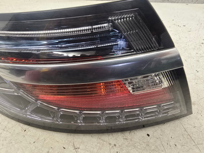 2010-2011 Saab 9-5 Left Rear LED Tail Light Assembly 12783374