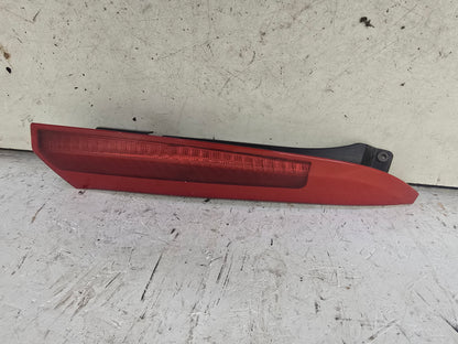 2002-2006 Volvo XC90 D5 Rear Tail Light Upper Driver Side 30678221