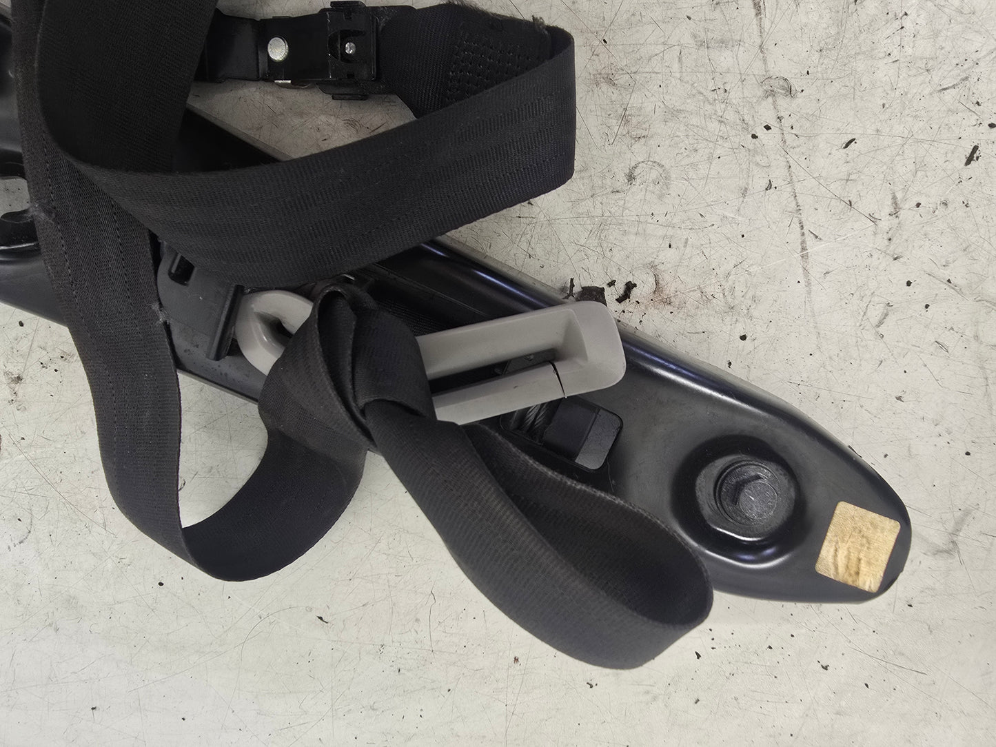 2002-2014 Volvo XC90 D5 Front Right Driver Seat Belt 2.4 Diesel Automatic